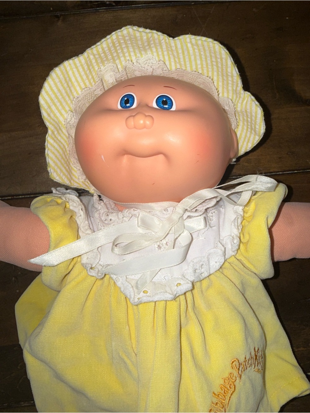 Vintage 1984 Coleco Cabbage Patch Kid Doll - Bald Blue Eyes P Factory Yellow Vel